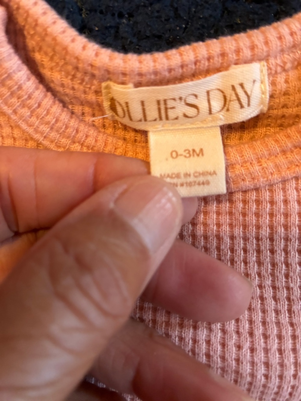 Ollie’s day Infant Long-Sleeve Knotted Gown - Peach/pink - Picture 3 of 3